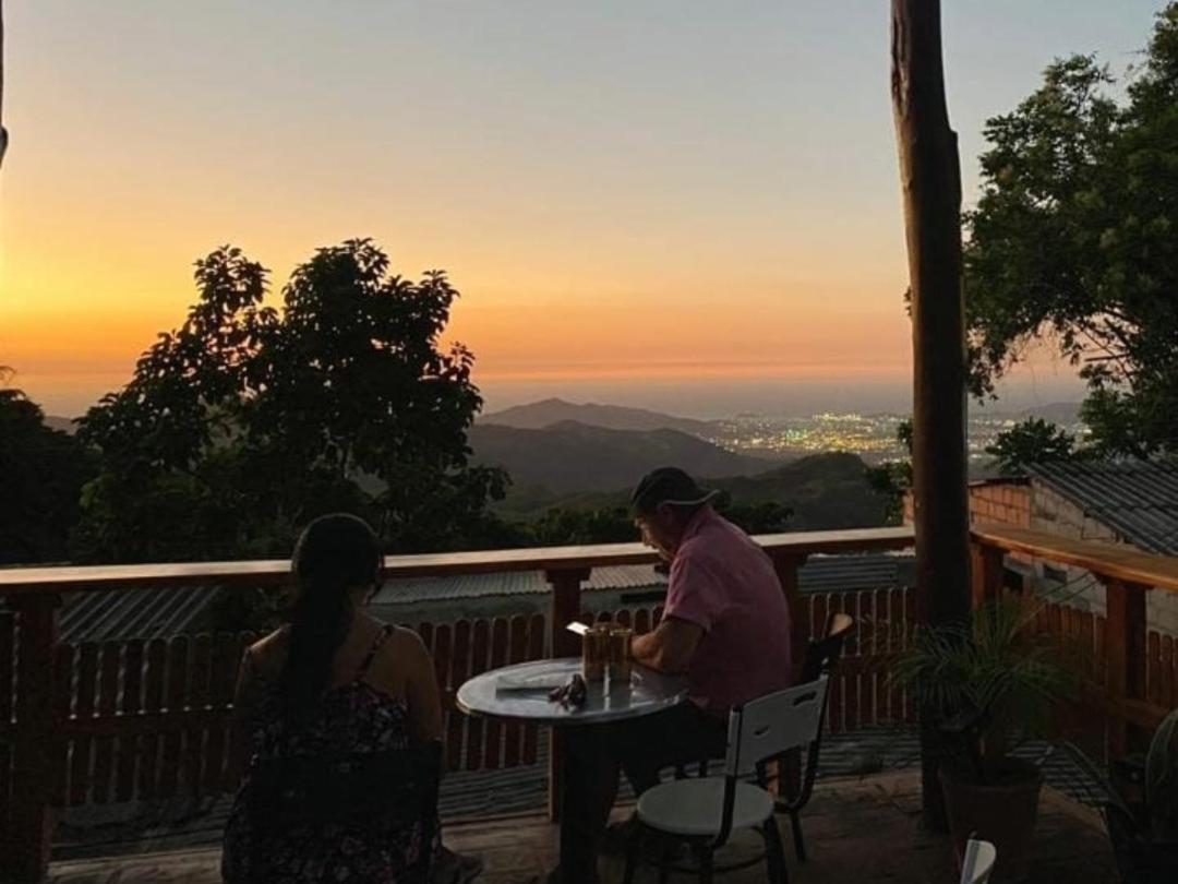 ホテル El Refugio ミンカ エクステリア 写真