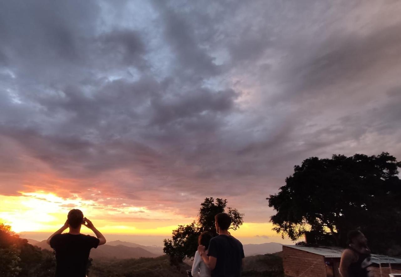 ホテル El Refugio ミンカ エクステリア 写真
